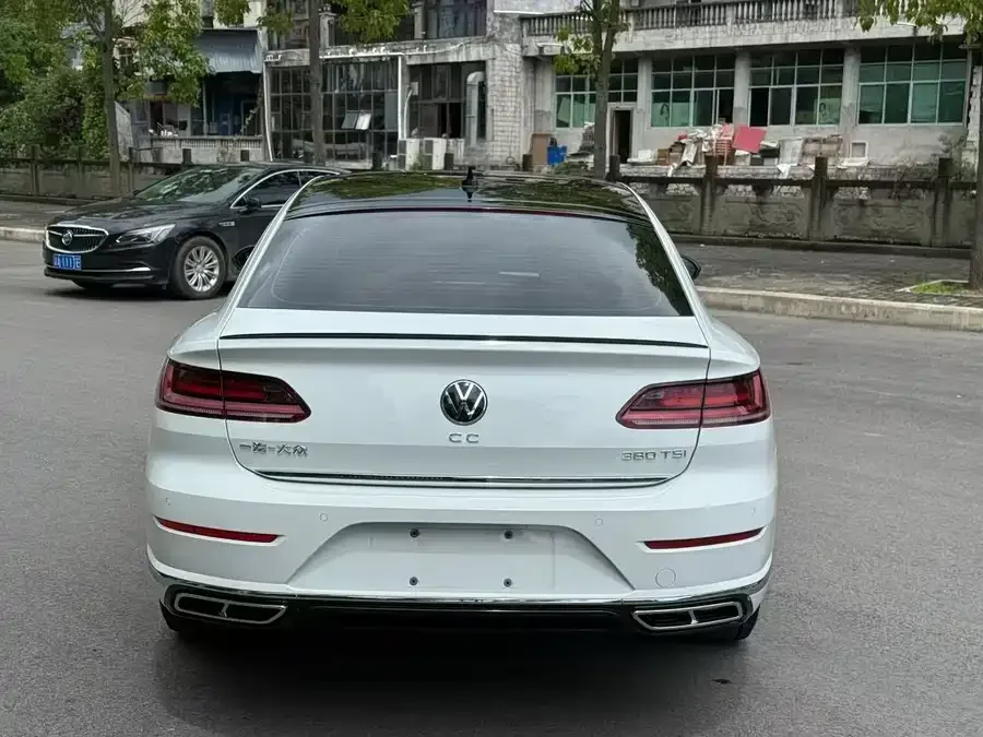 Volkswagen FAW- CC FAW-Volkswagen CC 2024 380TSI Eye-catching Edition 2024 — миниатюра 4