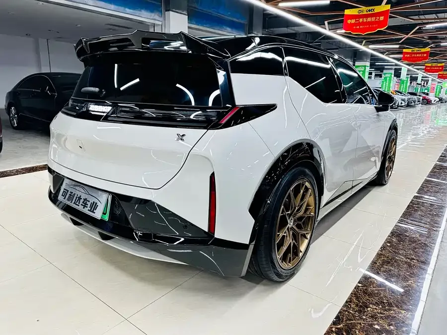 Zeekr X Zeekr X 2024 four-seat rear-wheel drive version 2024 — миниатюра 2