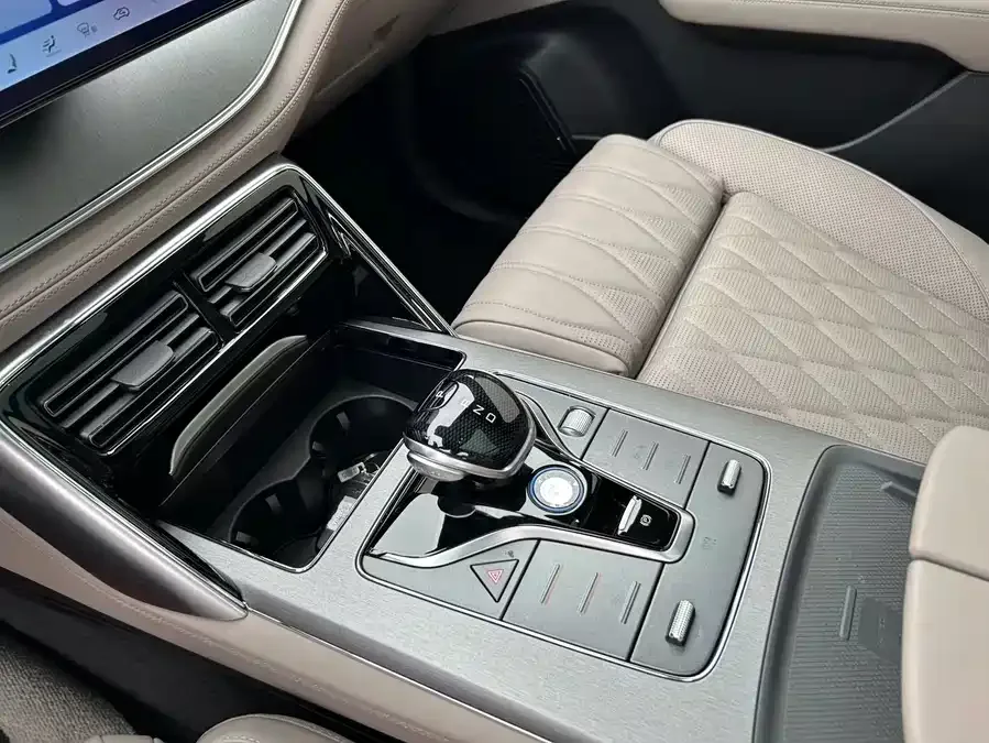 BYD Tang New Energy Tang New Energy 2024 DM-i Honor Edition 112KM Flagship Model 2024 — миниатюра 4