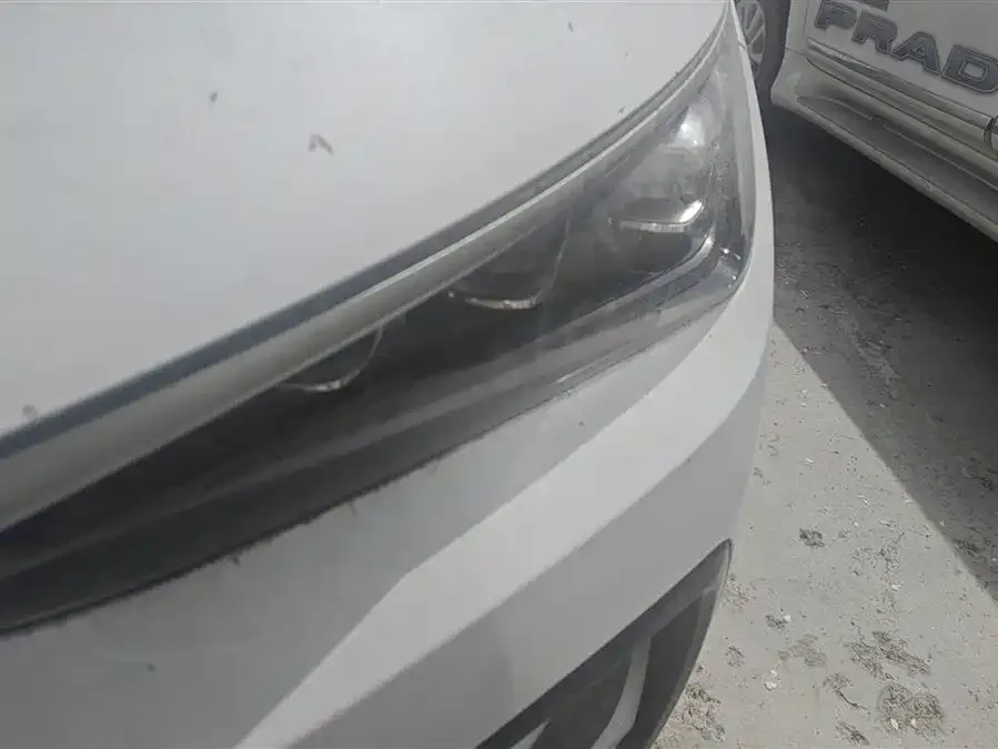 BYD Tang New Energy Tang New Energy 2023 DM-i Champion Edition 112KM Honor Edition 2023 — миниатюра 2