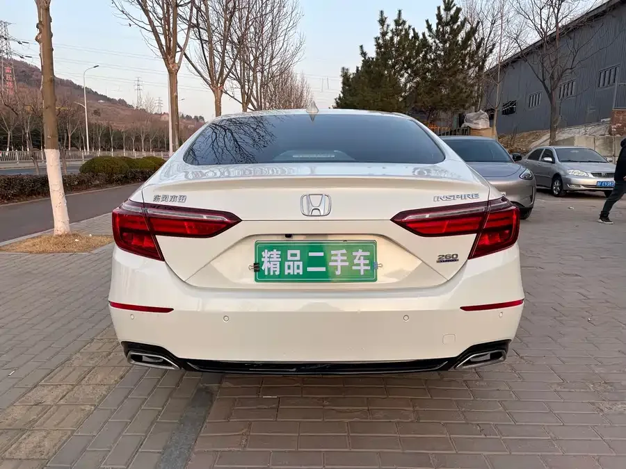 Honda Inspire 2022 Insignia 260TURBO Fine Edition 2023 — миниатюра 2