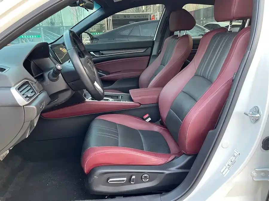 Honda Inspire 2022 Insignia 260TURBO Fine Edition 2023 — миниатюра 4