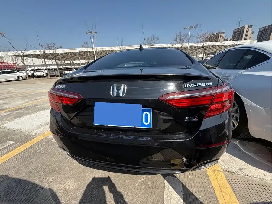 Honda Inspire Inship 2022 260TURBO Exquisite Edition 2023 — миниатюра 4