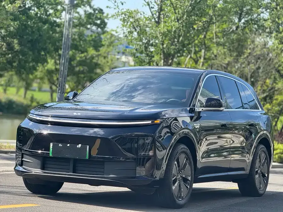 Lixiang L6 Ideal L6 2024 Pro 2024 — фото 1, купить с доставкой в Москву