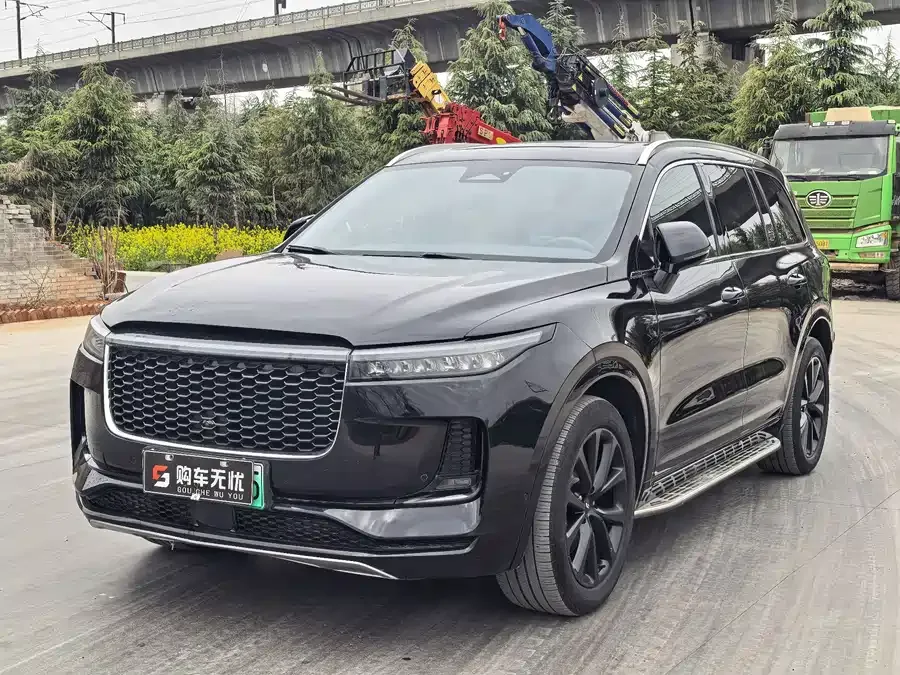 Lixiang ONE Ideal ONE 2021 extended range 6-seater version 2022 — фото 1, купить с доставкой в Москву