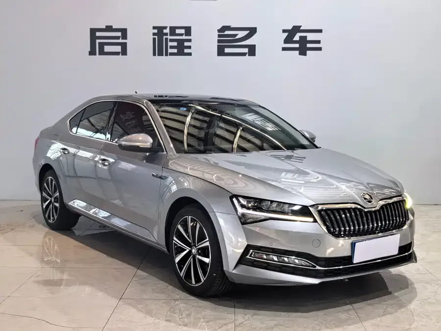 Skoda SuperB Superb 2023 facelifted TSI280 DSG exclusive version 2023 — миниатюра 3