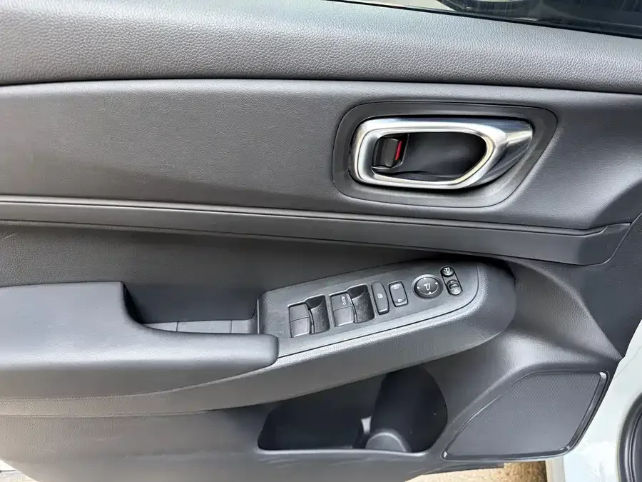 Honda Vezel Binzhi 2023 1.5L CVT Elite Edition 2023 — миниатюра 5