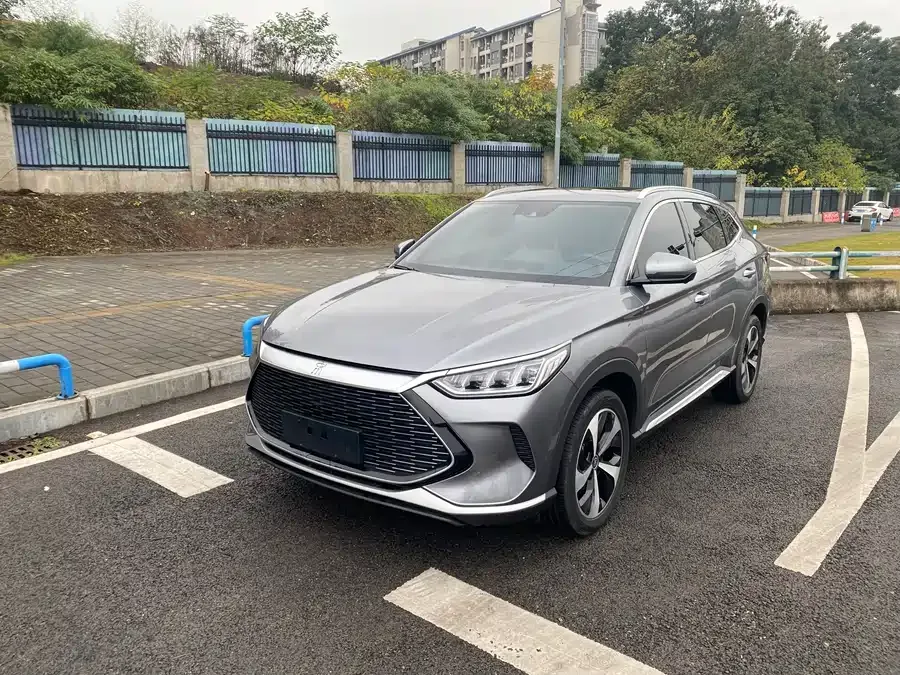 BYD Song PLUS New Energy Song PLUS New Energy 2021 DM-i 110KM Flagship PLUS 2023 — фото 1, купить с доставкой в Москву