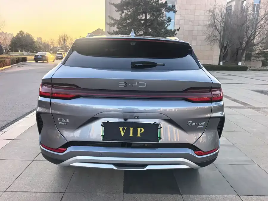 BYD Song PLUS New Energy Song PLUS New Energy 2025 DM-i Intelligent Driving Edition 112KM Premium Edition 2025 — миниатюра 2