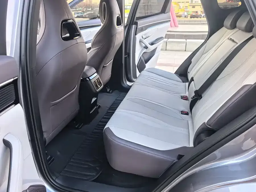 BYD Song PLUS New Energy Song PLUS New Energy 2025 DM-i Intelligent Driving Edition 112KM Premium Edition 2025 — миниатюра 4