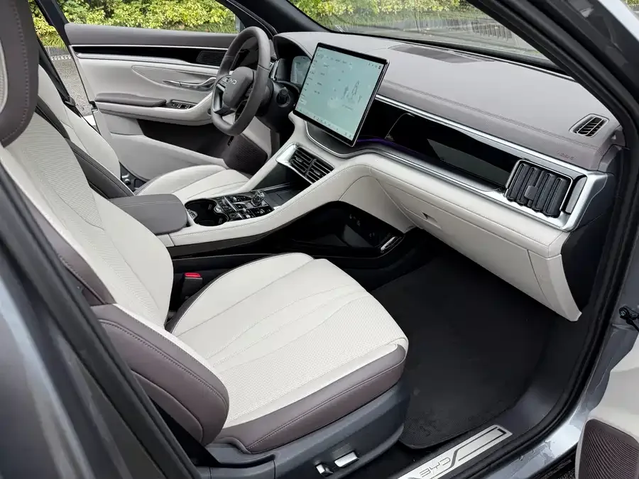 BYD Song PLUS New Energy Song PLUS New Energy 2025 EV Smart Driving Edition 605km Flagship Model 2025 — миниатюра 4