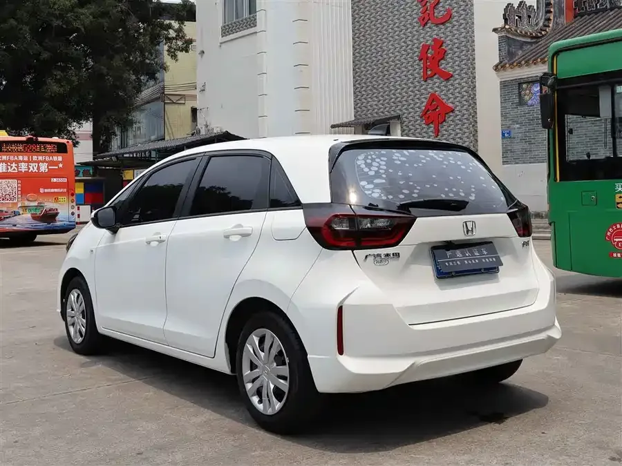 Honda Fit Fit 2023 1.5L CVT Trendy Edition 2023 — миниатюра 3