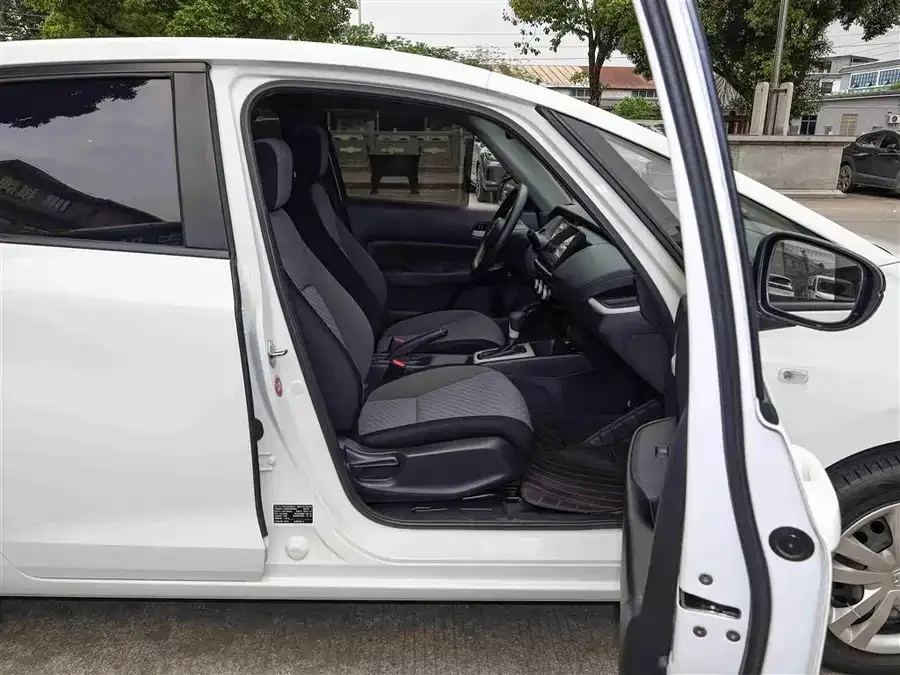 Honda Fit Fit 2023 1.5L CVT Trendy Edition 2023 — миниатюра 5