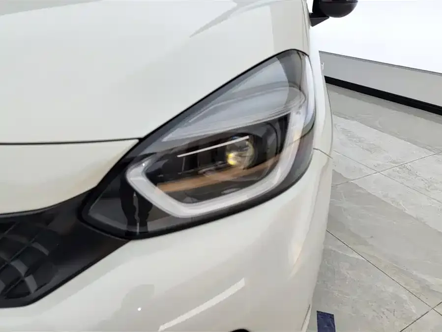 Honda Fit Fit 2023 1.5L CVT trendy version 2023 — миниатюра 2