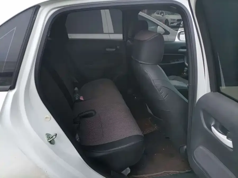 Honda Fit Fit 2023 1.5L CVT Trendy Edition 2023 — миниатюра 5