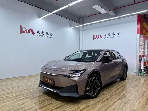 Toyota bZ 2023 Moskvada sotib oling