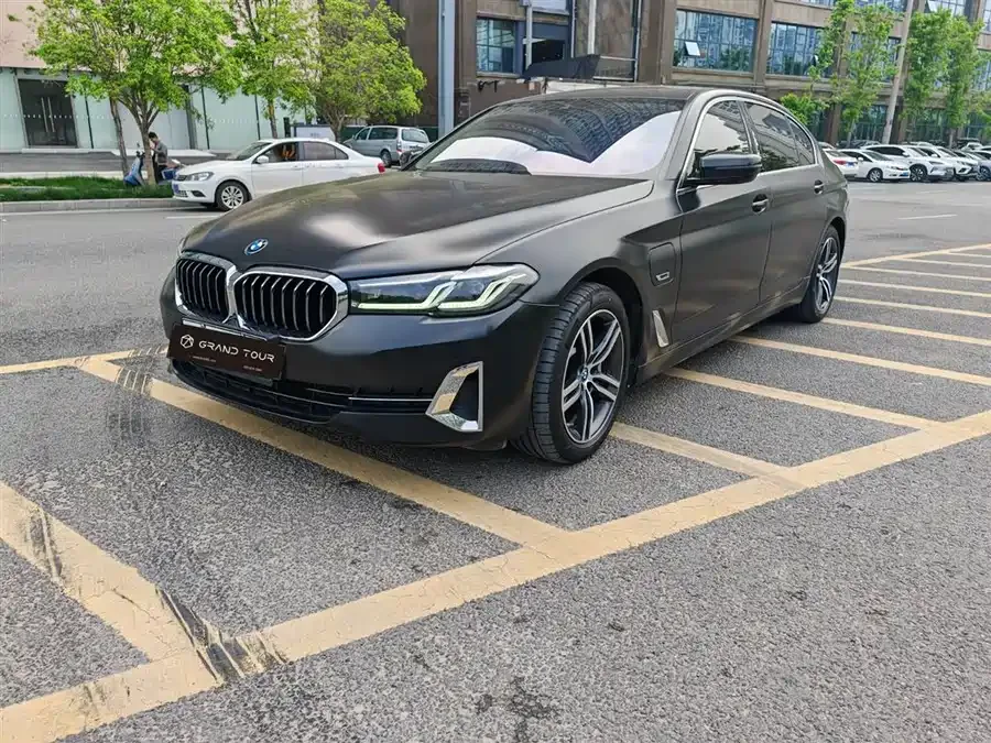 BMW 5 Series New Energy 2022 Model 535Le Luxury Package 2023 — фото 1, купить с доставкой в Москву