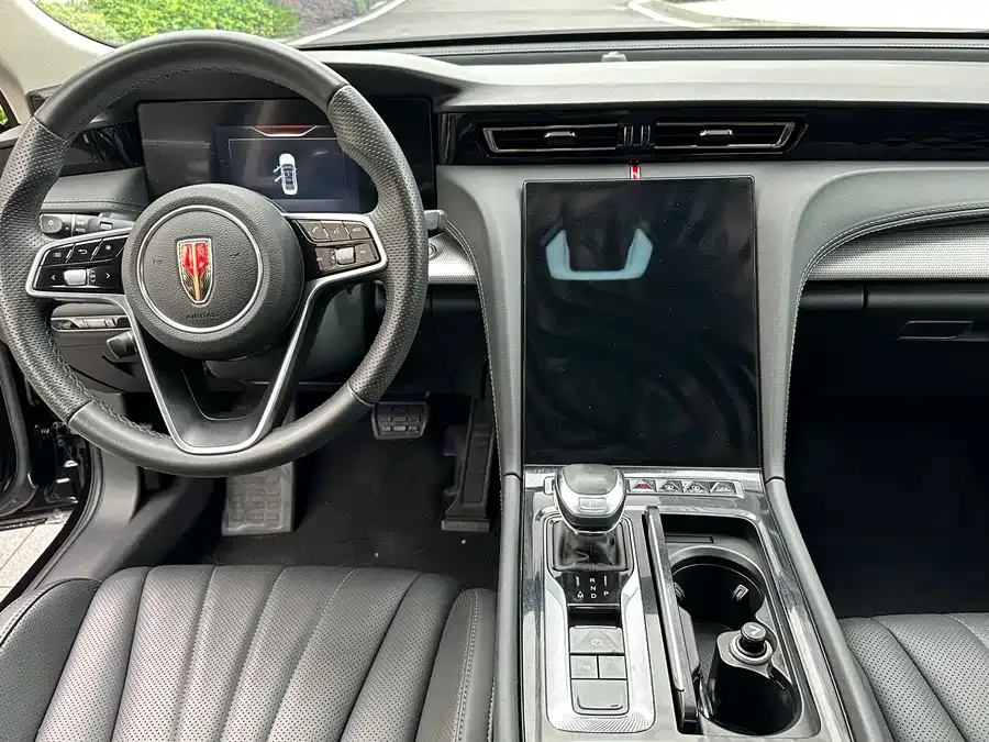 Hongqi H5 Hongqi H5 2023 1.5T DCT Zhilian Qiyun Edition 2023 — миниатюра 2