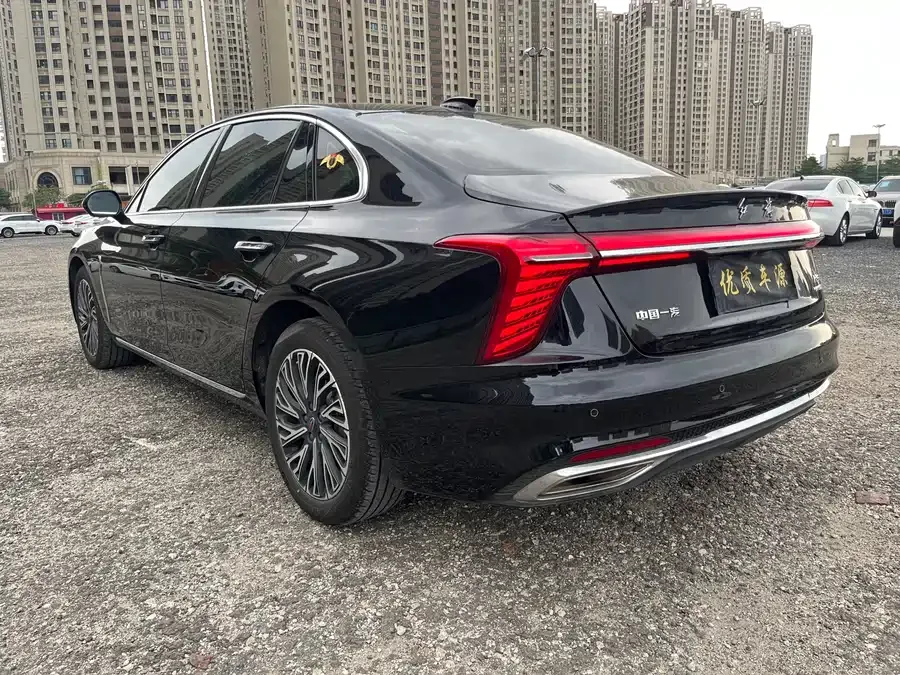 Hongqi H5 Hongqi H5 2024 2.0T Automatic Intelligent Connection Flagship Edition 2025 — миниатюра 2