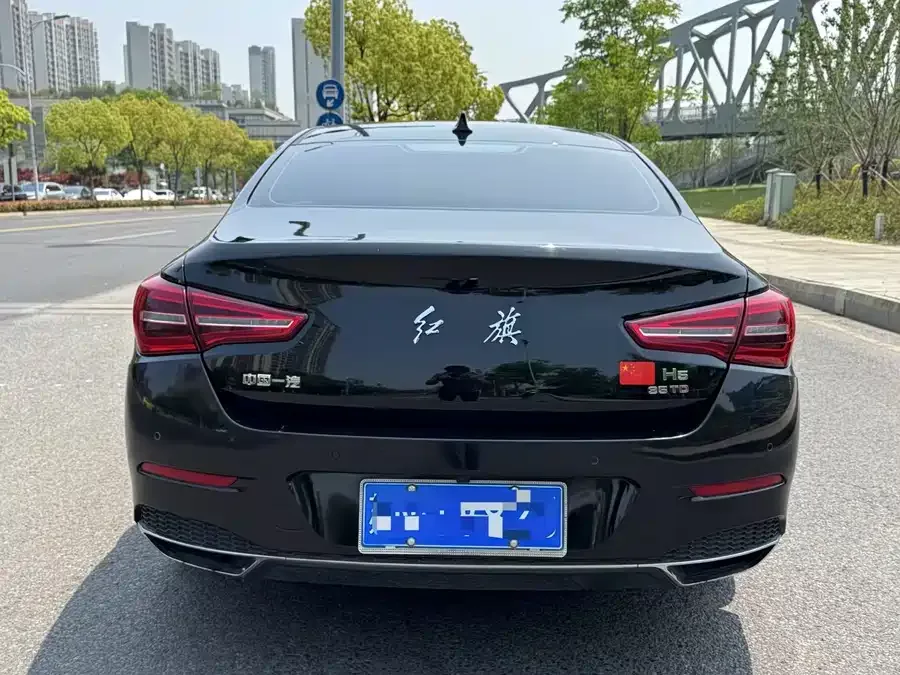 Hongqi H5 Hongqi H5 2022 Classic 1.8T Automatic Intelligent Connection Flagship Edition 2022 — миниатюра 2