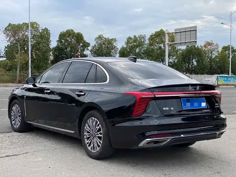 Hongqi H5 Hongqi H5 2022 Classic 1.5T DCT Flagship Edition 2022 — миниатюра 3