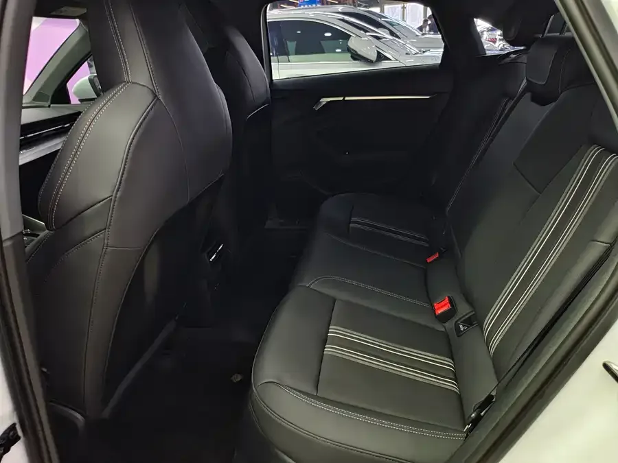 Audi A3 2022 A3L Limousine 35 TFSI Fashion Sports 2022 — миниатюра 5