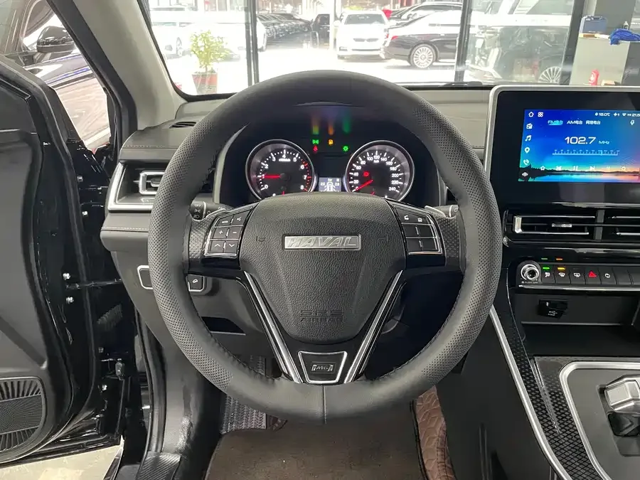 Haval M6 Haval M6 2023 PLUS 1.5T DCT Elite Intelligent Connected Model 2023 — миниатюра 3