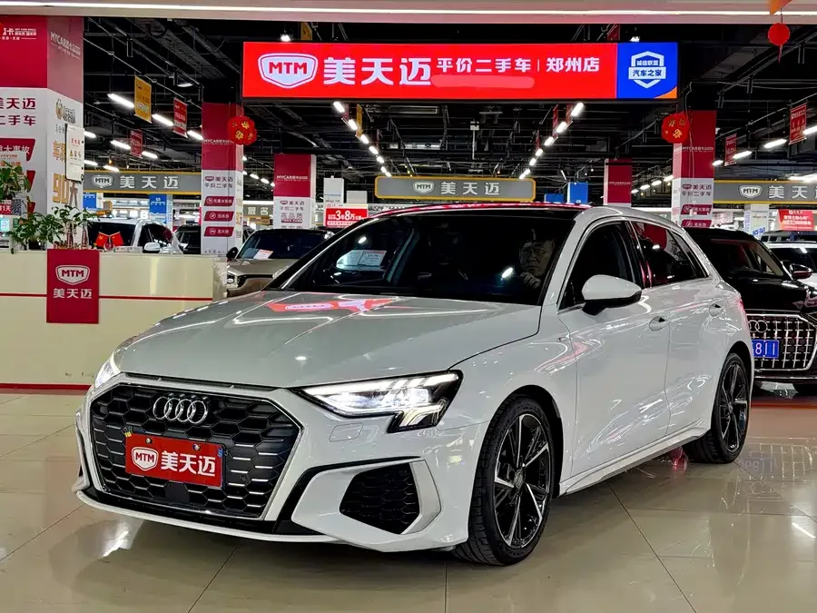 Audi A3 2021 Sportback 35 TFSI stylish and sporty 2022 — фото 1, купить с доставкой в Москву