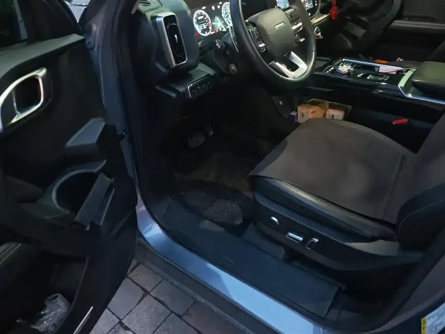 Haval Big dog Haval Big Dog 2022 1.5T DCT 2WD Border Collie Edition 2022 — миниатюра 3
