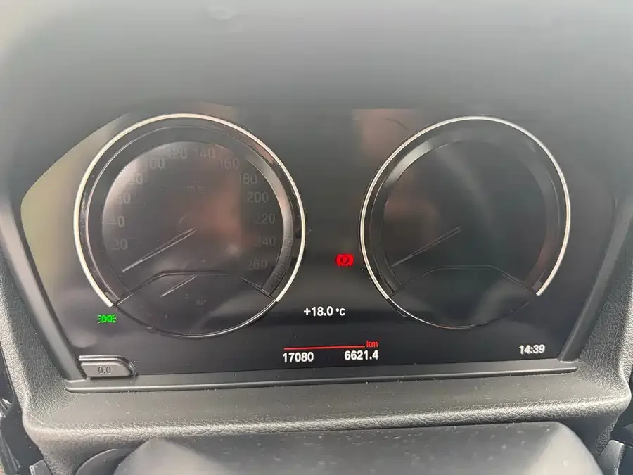 BMW 1 series BMW 1 Series 2023 120i M Sport 2023 — миниатюра 2