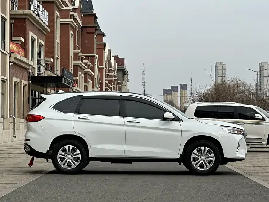 Haval M6 Haval M6 2023 PLUS 1.5T DCT Elite Intelligent Connected Model 2023 — миниатюра 2