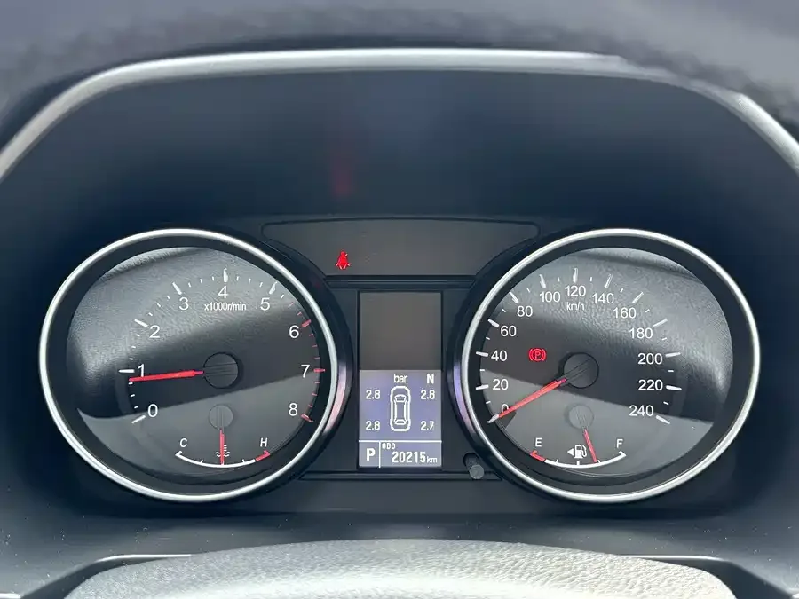 Haval M6 Haval M6 2023 PLUS 1.5T DCT Elite Intelligent Connected Model 2023 — миниатюра 3