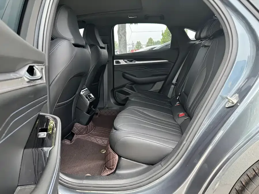 Geely Xingrui Xingrui 2025 Dongfangyao 1.5TD Fuyao Edition 2025 — миниатюра 2