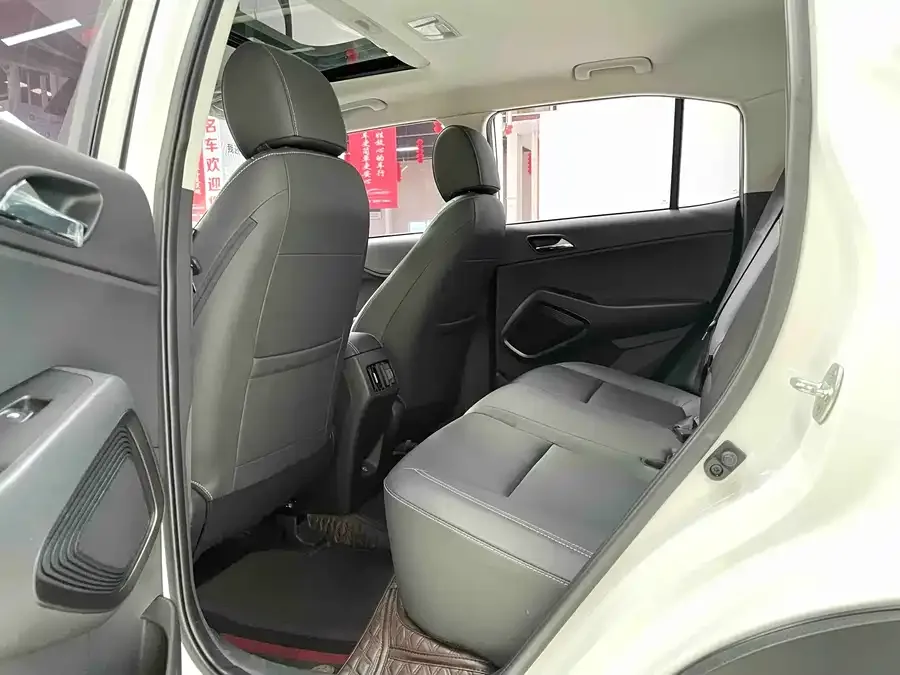 Hyundai Beijing ix35 Beijing Hyundai ix35 2021 240TGDi DCT 2WD GLS Leading Edition 2022 — миниатюра 4