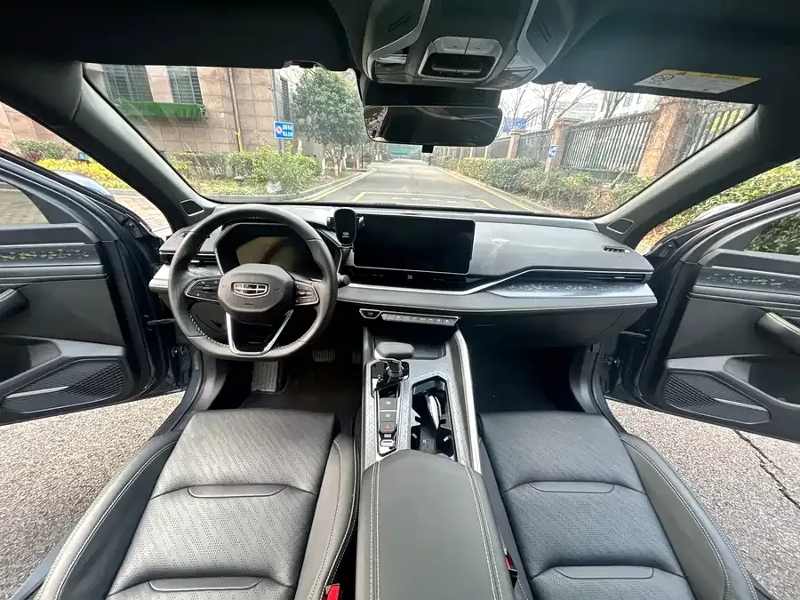 Geely Xingrui Xingrui 2024 1.5TD Longteng Edition 2024 — миниатюра 2
