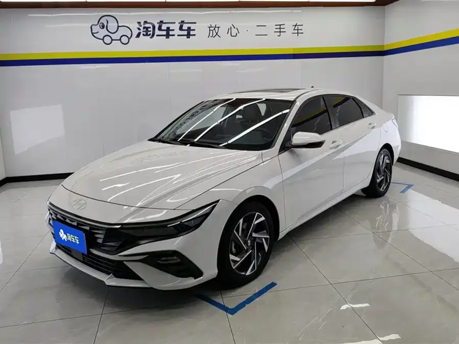 Hyundai Elantra Elantra 2023 1.5L CVT GLX Elite Edition 2024 — фото 1, купить с доставкой в Москву