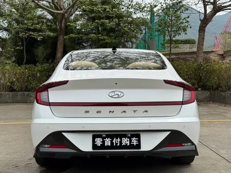Hyundai Sonata 2020 Sonata 270TGDi DCT GL Leading Edition 2022 — миниатюра 5
