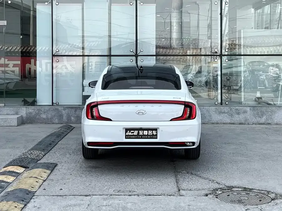 Hyundai Mistra 2021 Mistra 270TGDi DCT TOP Flagship Edition 2022 — миниатюра 2