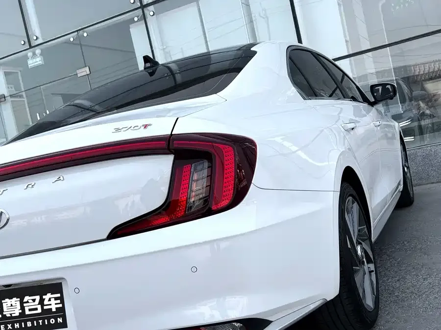 Hyundai Mistra 2021 Mistra 270TGDi DCT TOP Flagship Edition 2022 — миниатюра 3