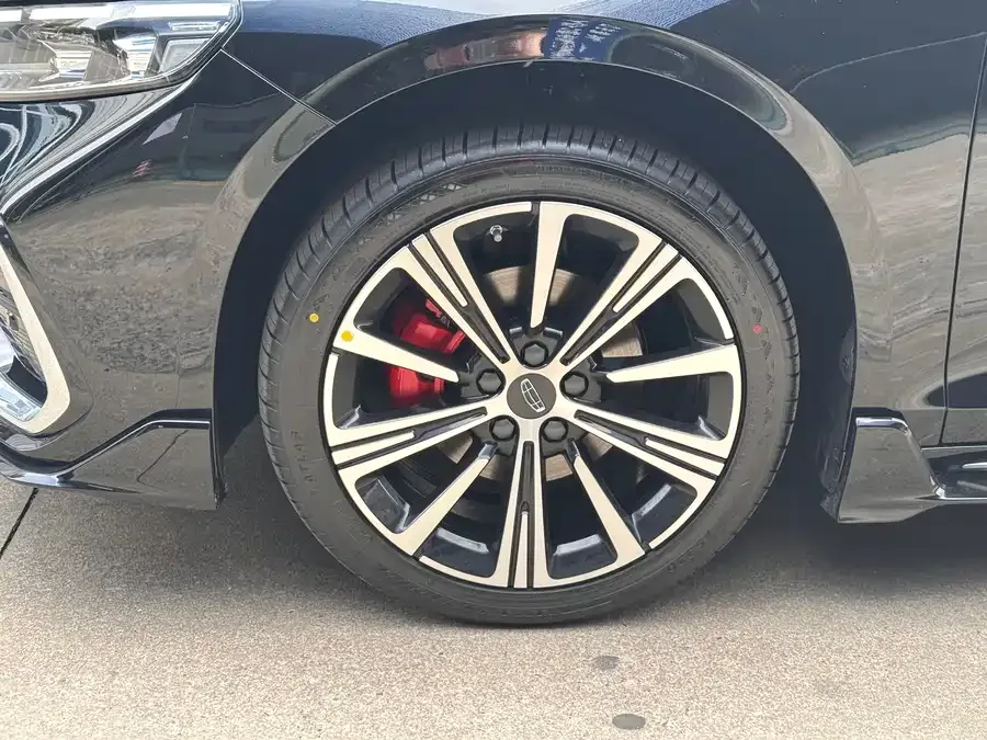 Geely Xingrui Xingrui 2026 Dongfang Yao 1.5TD Kunlun Edition 2026 — миниатюра 2