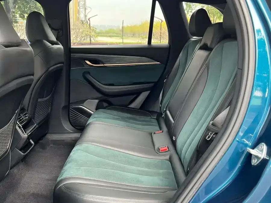 Geely Monjaro Xingyue L 2021 2.0TD DCT EVO 2WD Smart Edition 2022 — миниатюра 3