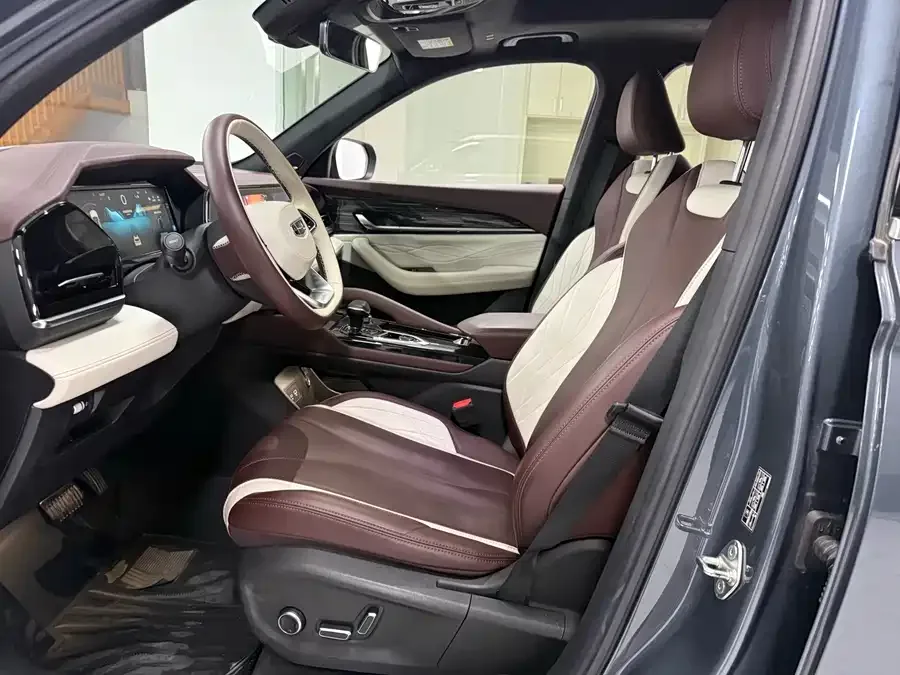 Geely Monjaro Xingyue L 2021 2.0TD DCT EVO 2WD Smart Edition 2023 — миниатюра 3