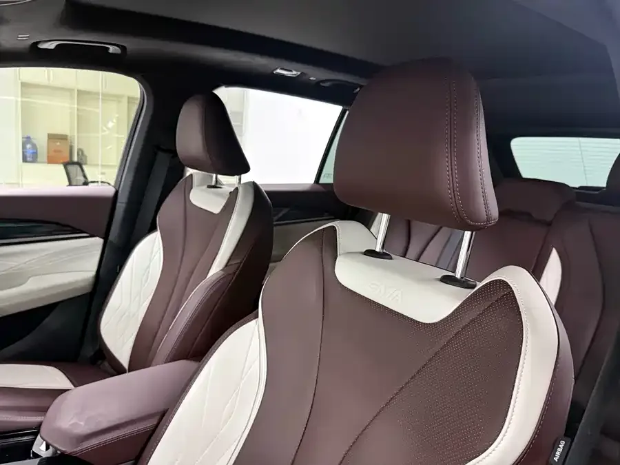 Geely Monjaro Xingyue L 2021 2.0TD DCT EVO 2WD Smart Edition 2023 — миниатюра 4