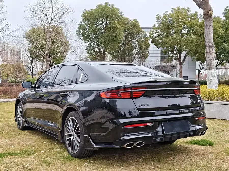 Geely Xingrui Xingrui 2023 2.0TD only available in green version 2023 — миниатюра 2