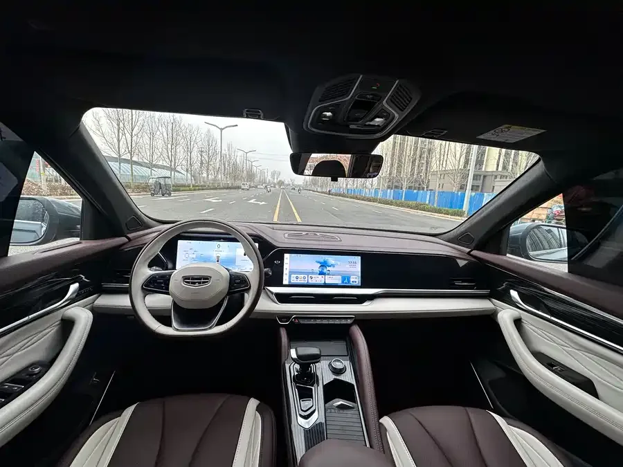 Geely Monjaro Xingyue L 2024 2.0TD High Power Automatic 2WD Yunqi Edition 2025 — миниатюра 2