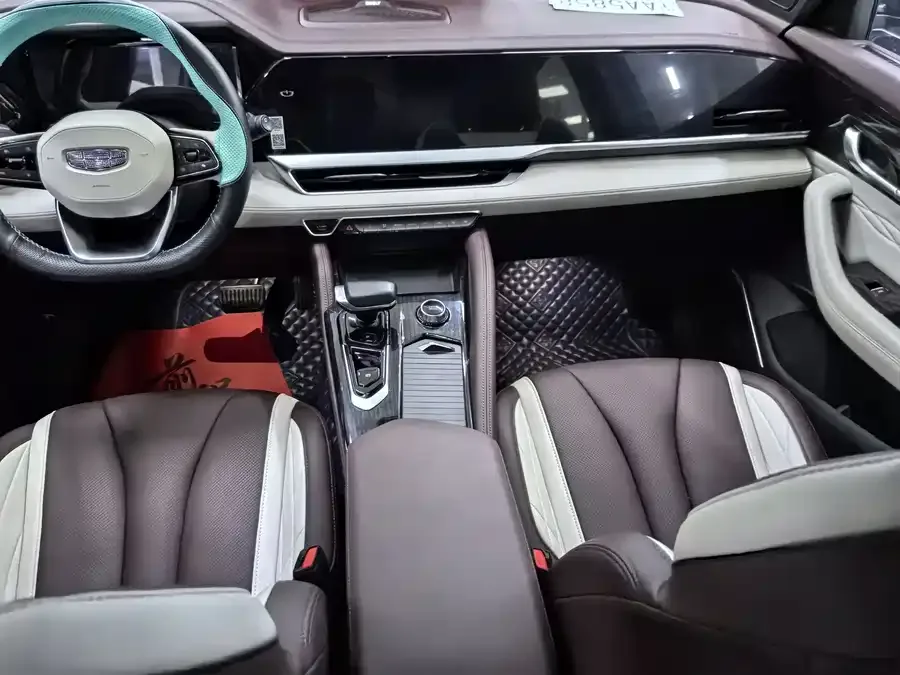 Geely Monjaro Xingyue L 2024 2.0TD High Power Automatic 2WD Yunqi Edition 2023 — миниатюра 4