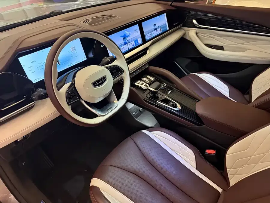 Geely Monjaro Xingyue L 2024 2.0TD High Power Automatic 2WD Skyline Edition 2024 — миниатюра 2