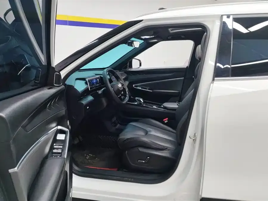 Geely Atlas Boyue 2023 Boyue COOL 1.5TD Smart 2023 — миниатюра 3