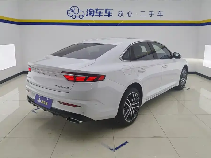 Geely Xingrui Xingrui 2023 2.0TD Premium Edition 2026 — миниатюра 3