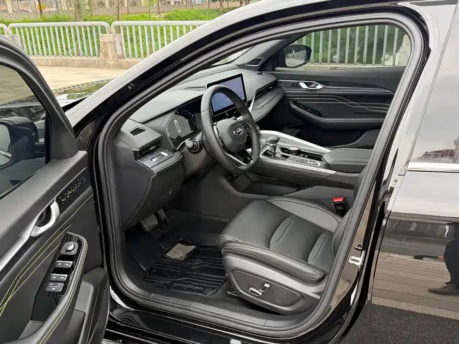 Geely Xingrui Xingrui 2023 1.5TD Kunlun Edition 2024 — миниатюра 3